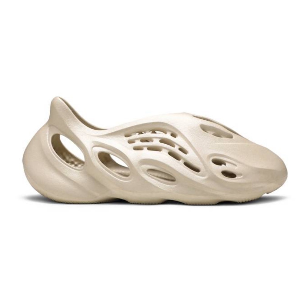 Yeezy men sz 5